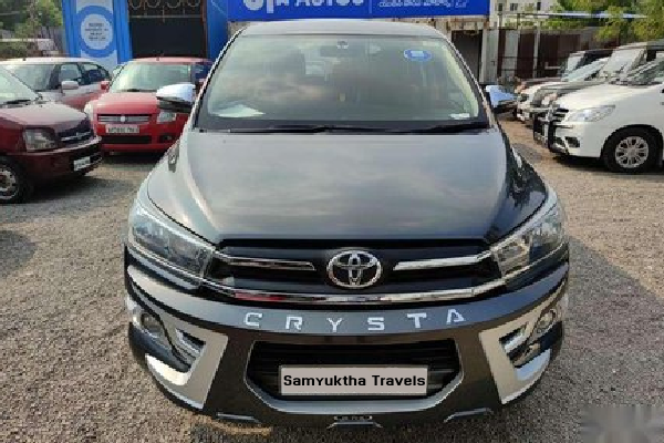 INNOVA Crysta 